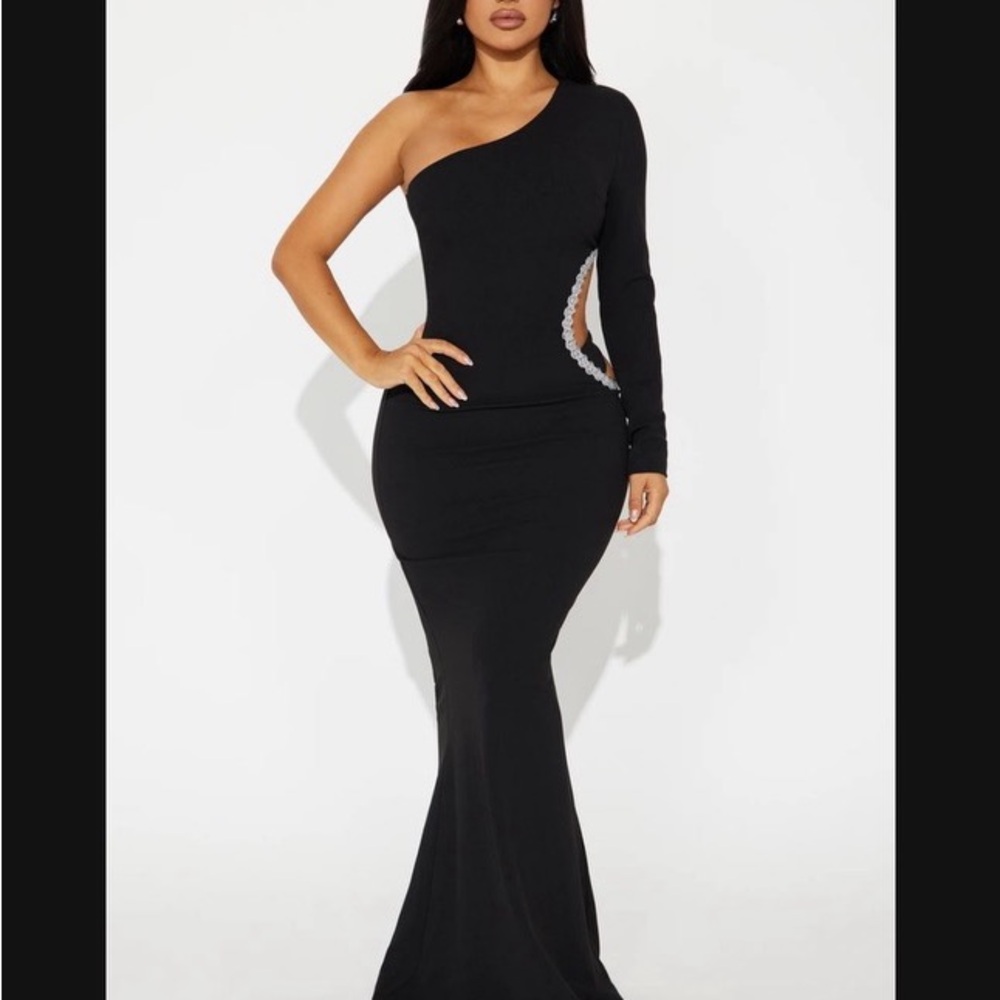 Fashion Nova Black Asymmetrical One-Shoulder Bodycon Dress